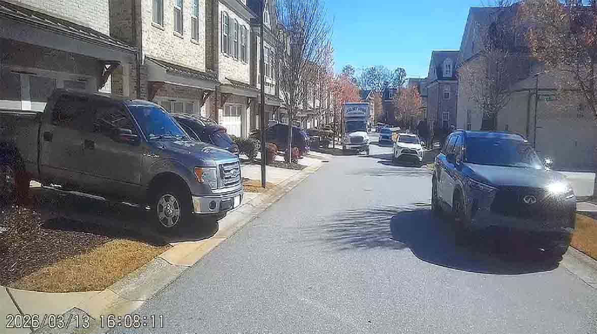 Tyler Bugbee Stinks as HOA President